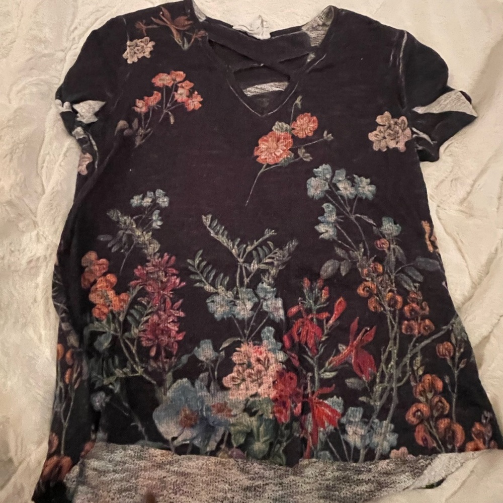 Womens medium top